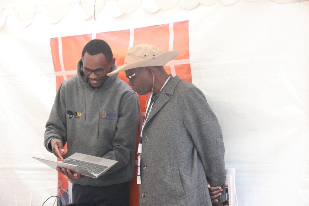 Juza AI - Stemtastic mEducation Alliance 2025 Symposium - CEMASTEA Nairobi - presenting to a guest